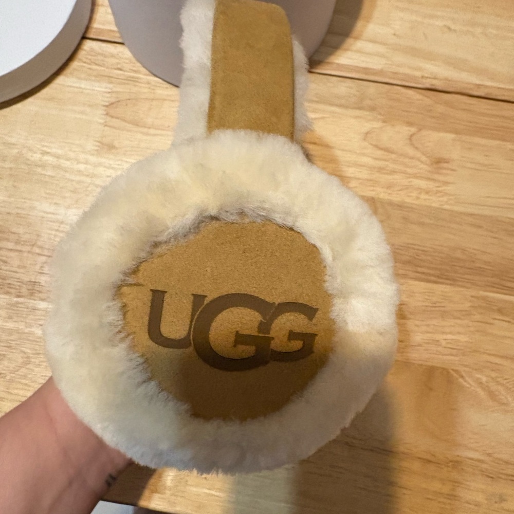 UGG Tan and Cream Over-Ear wired Earmuffs